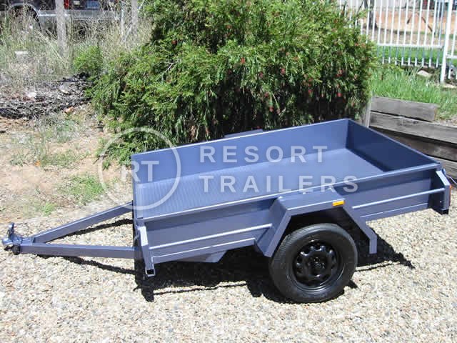 Custom blue box trailer built by Resort Trailers