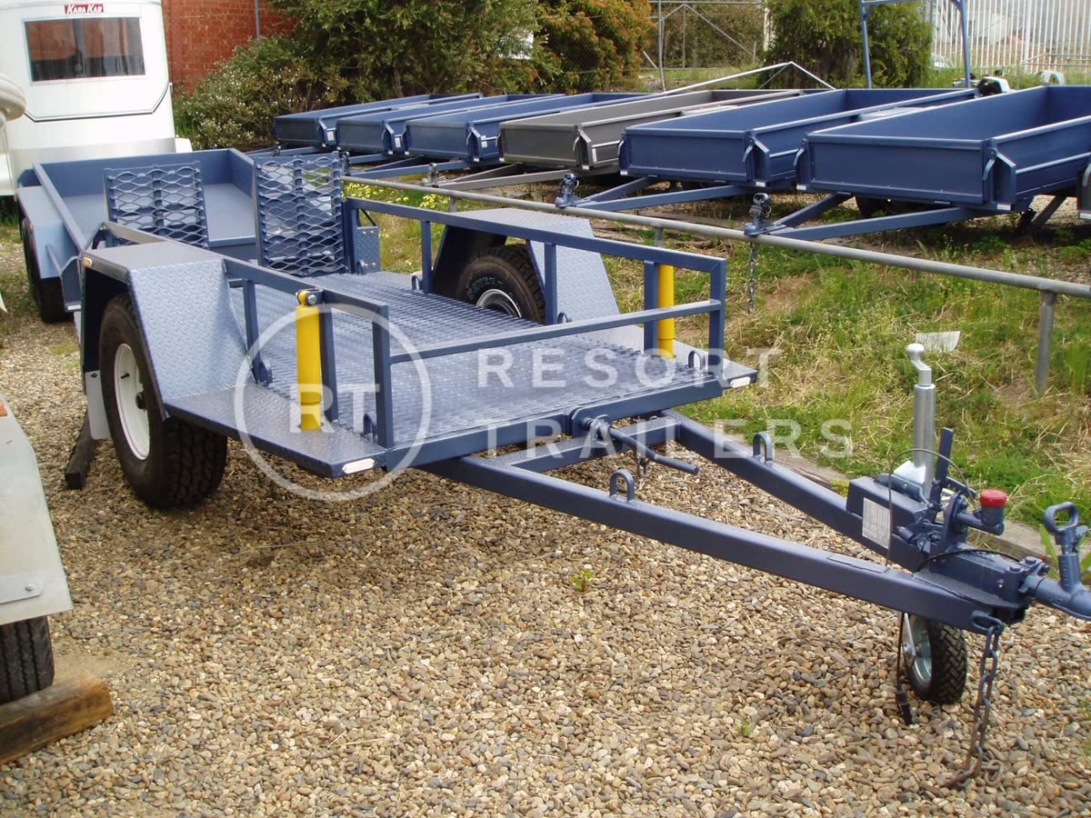 Plant trailer 2 — built by Resort Trailers