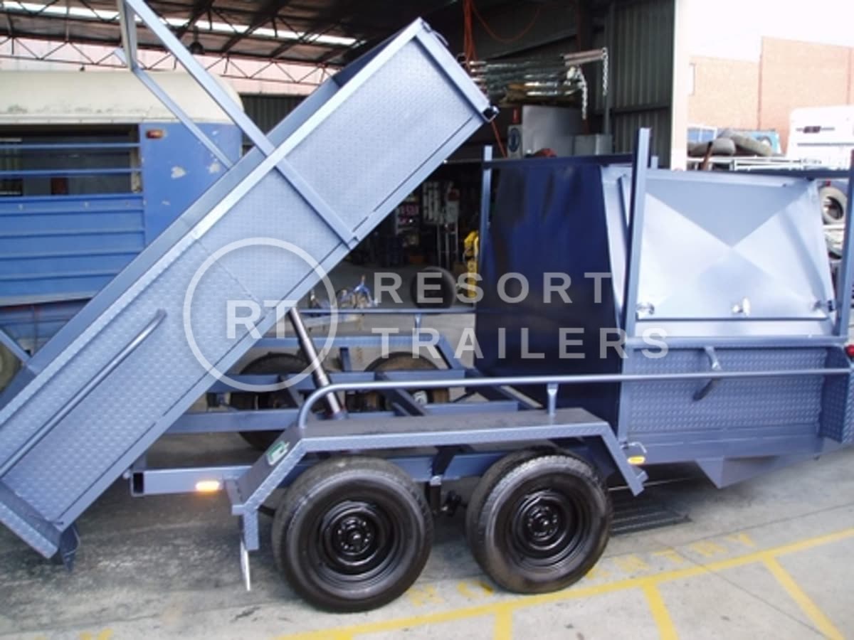Dual axle custom tipper with enclosed section — built by Resort Trailers