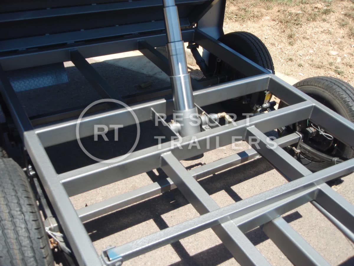 Underside of dual axel tipping trailer — built by Resort Trailers